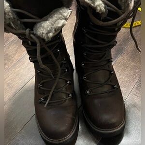 Royal Canadian SHERBROOKE Dark Brown Waterproof Leather Winter Boots - Size 8